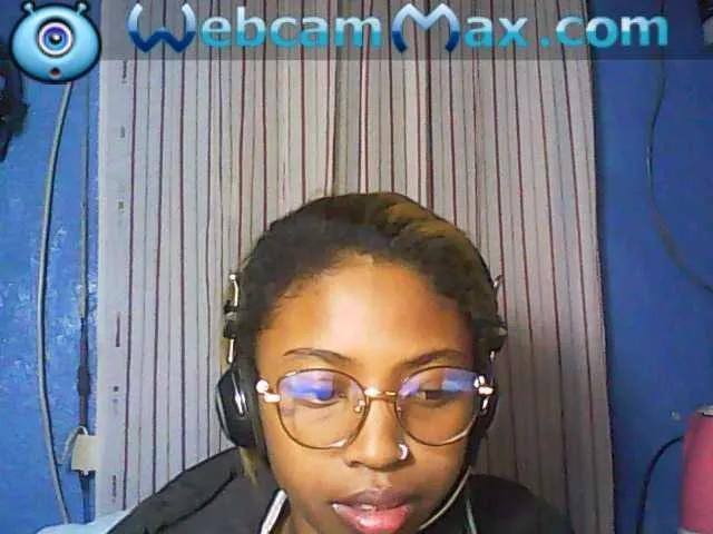 hatily2 on BongaCams 