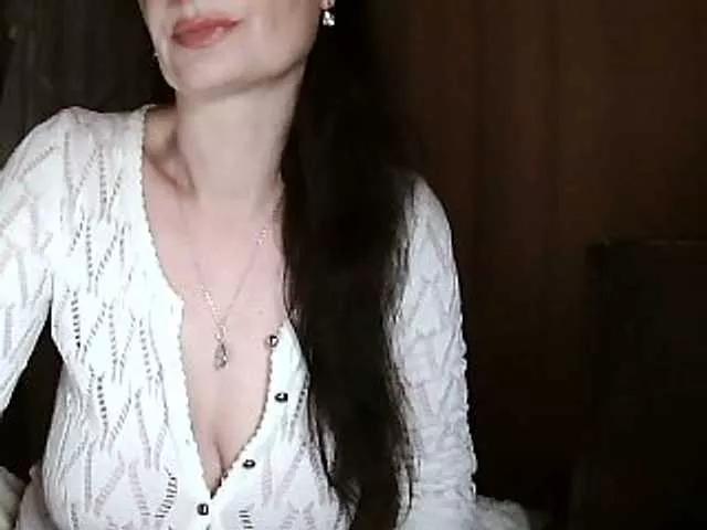 Ianoama on BongaCams 