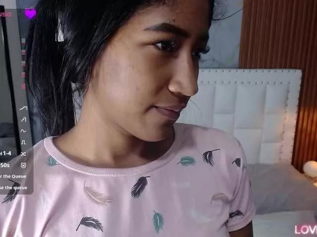 Indiancutiie on BongaCams 