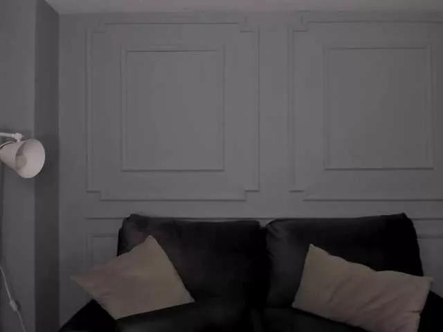 IsabellaKroft on BongaCams 
