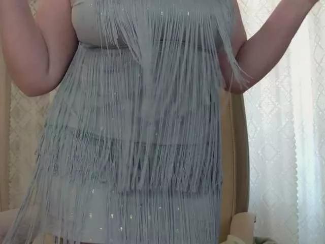 IvettaShine on BongaCams 
