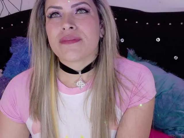 Ivypoison10 on BongaCams