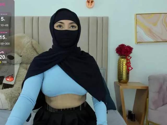 izadii on BongaCams 
