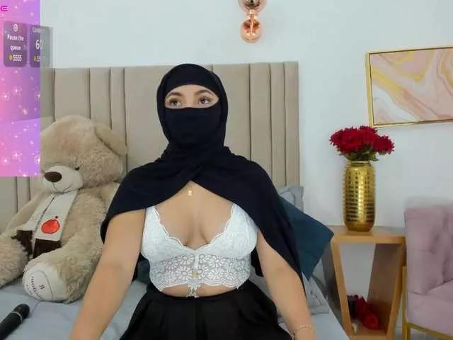 izadii on BongaCams 