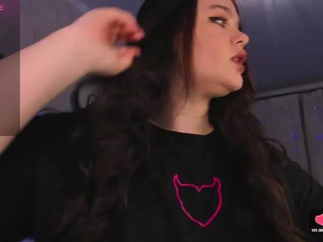 Offline JennisXcharming on BongaCams