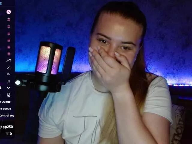Jevelinaa on BongaCams 