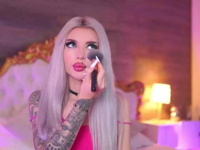 JuicyJessye on BongaCams 