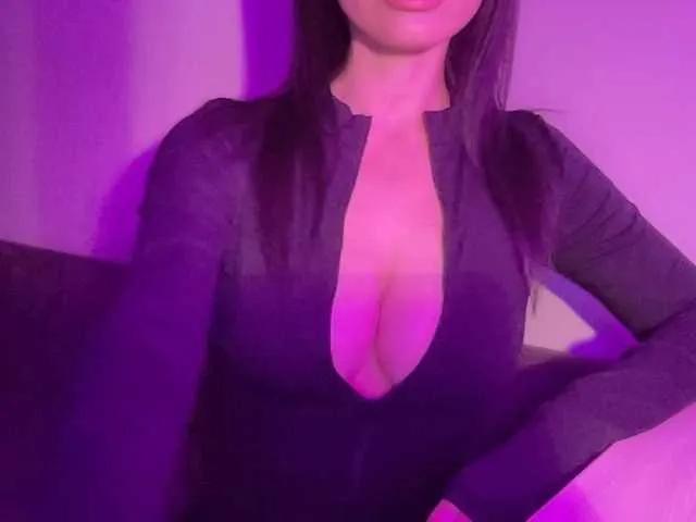 Explore BongaCams's KinaGlow KinaGlow from BongaCams