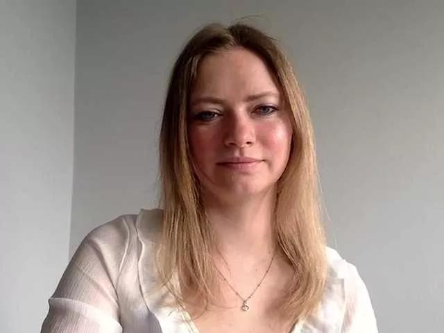 kissMillie on BongaCams 