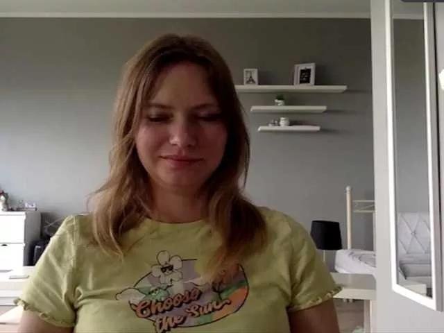 kissMillie on BongaCams 