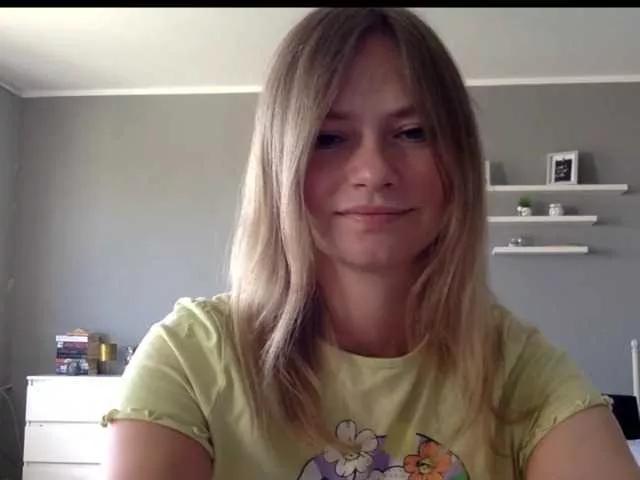kissMillie on BongaCams 