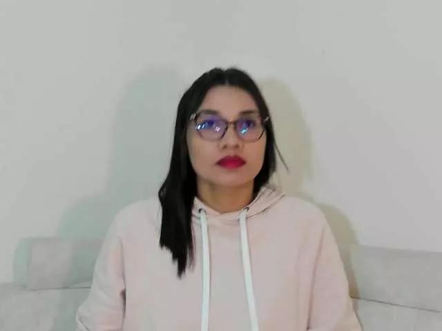 Kristieee on BongaCams 