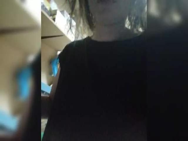 kroshka-meow on BongaCams 