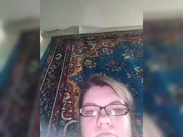 lapochka2233 on BongaCams 