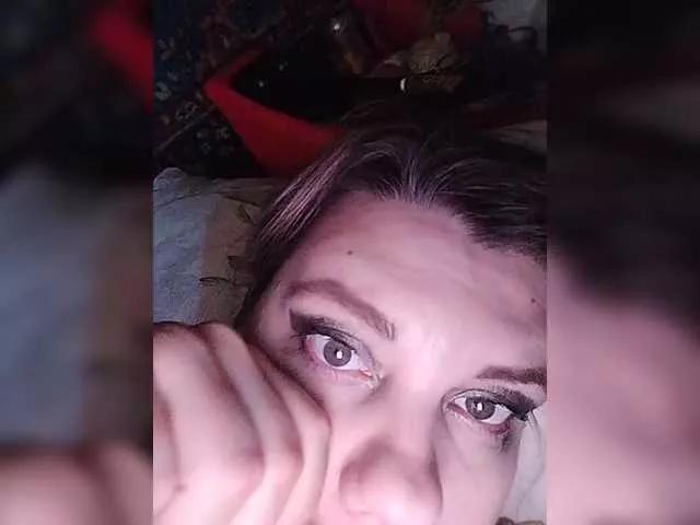 lapochka2233 on BongaCams 