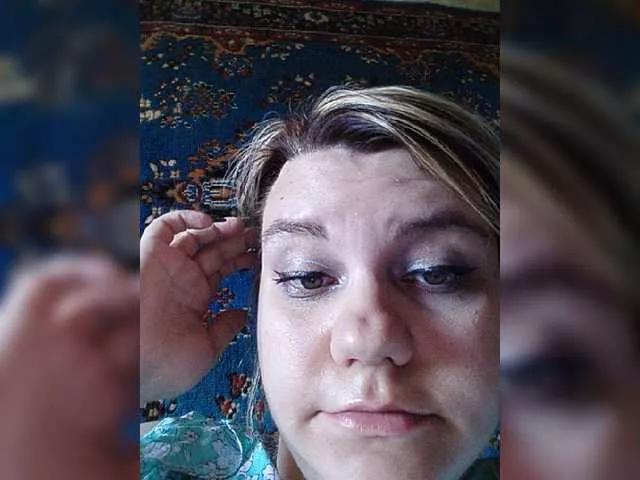 lapochka2233 on BongaCams 