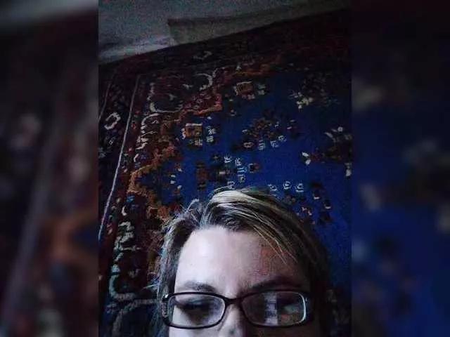 lapochka2233 on BongaCams 