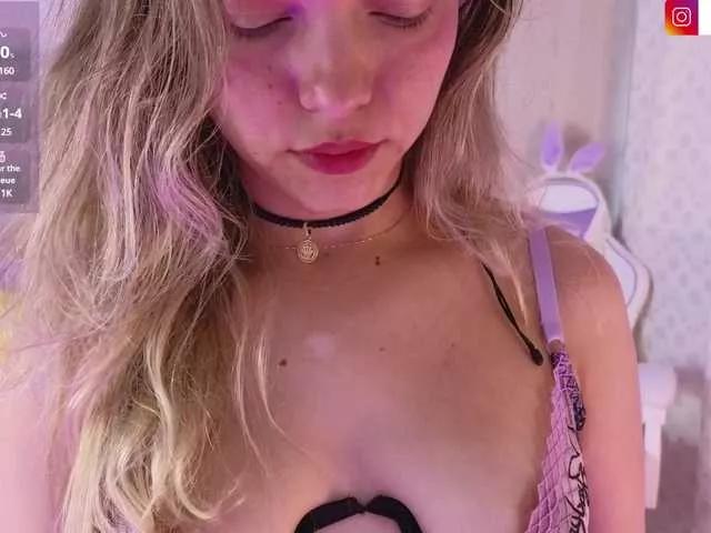 LarisaMaia on BongaCams 
