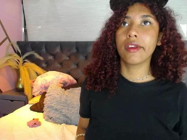 lauraltt on BongaCams 