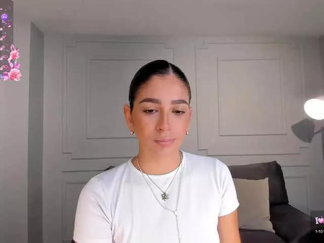 LaylaCutler on BongaCams 