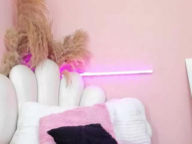 LeexiRosee on BongaCams 