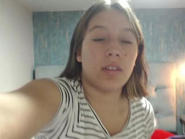 LeslyFoxx on BongaCams 