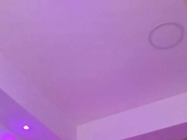LiaWest on BongaCams