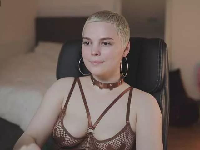 LikaBerry on BongaCams 