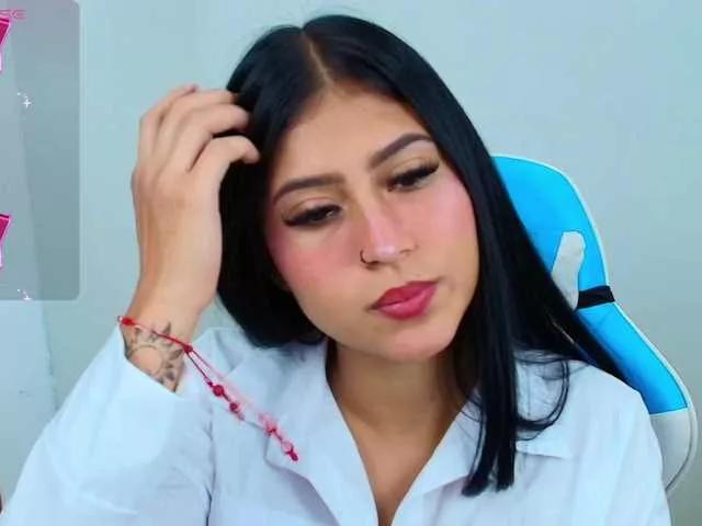 lil-star on BongaCams