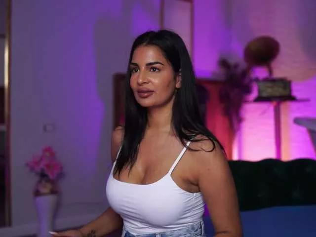 LiloMahe on BongaCams 