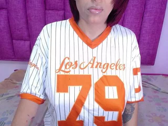 lindacardi on BongaCams 
