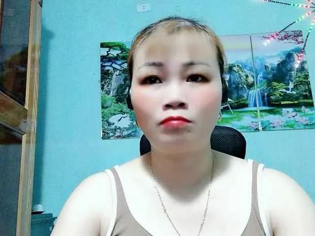 Linhanhsex2k on BongaCams 