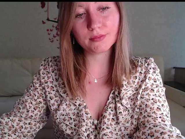 love-in-idlen on BongaCams 