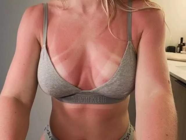 LunaBlondSexy on BongaCams 