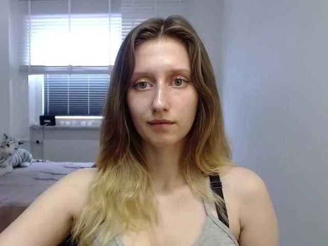 Freechat LUNAdream on BongaCams