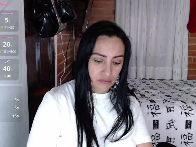 lunaws11 on BongaCams