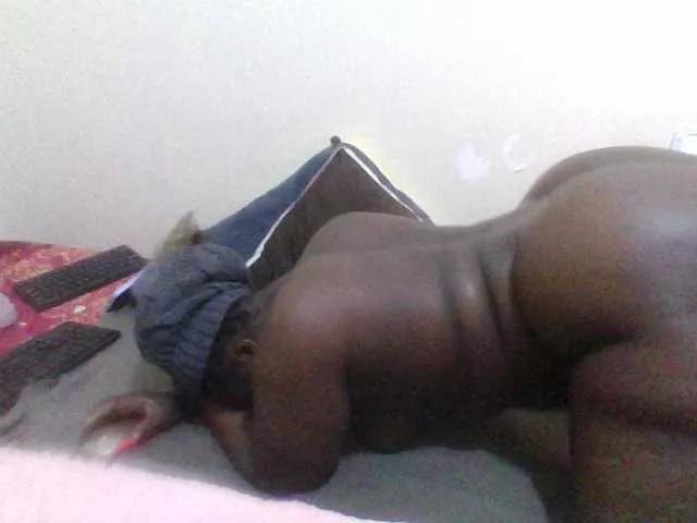LYN-VEE on BongaCams 