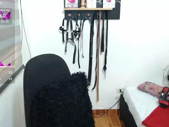 Maduragins on BongaCams 