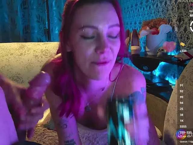 MaLino4ka25 on BongaCams 