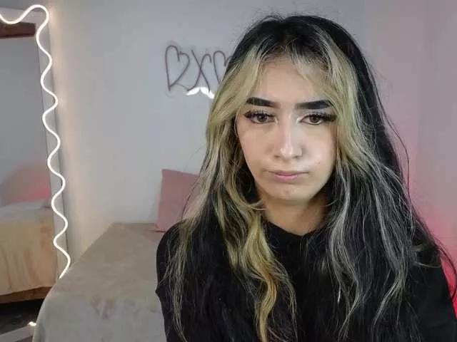 Malory-tay on BongaCams 