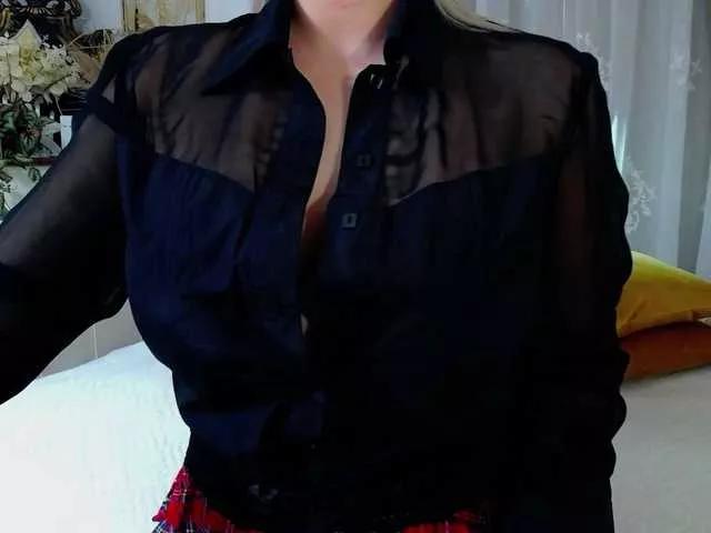 Malvvina on BongaCams 