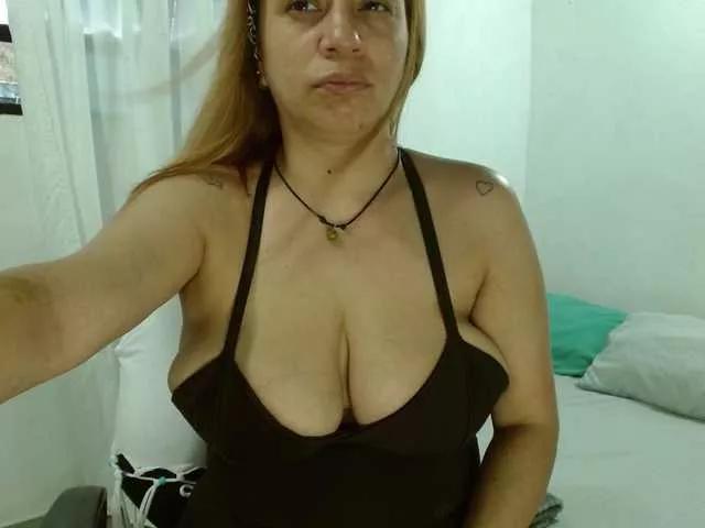 Manuela420sexy on BongaCams 