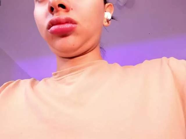 MaraRicci on BongaCams 