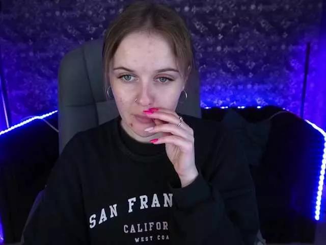 MaribelRiver on BongaCams 