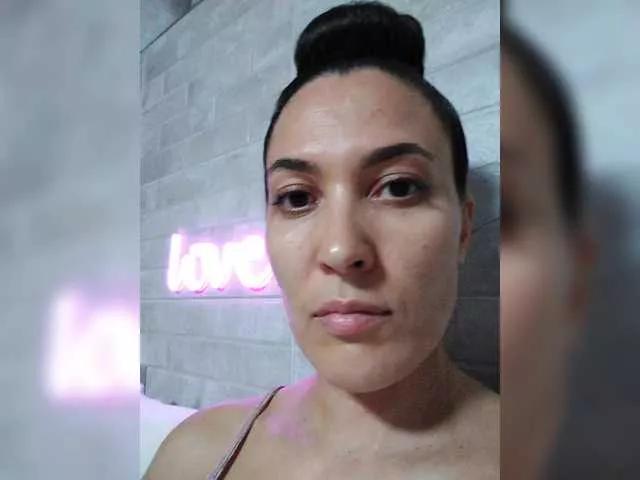 Marina4Love on BongaCams 