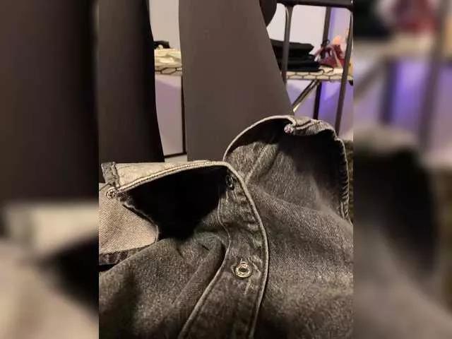 MaybeForYou- on BongaCams 