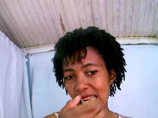 maylanne on BongaCams 