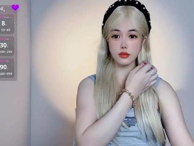 Offline MeowAnime on BongaCams