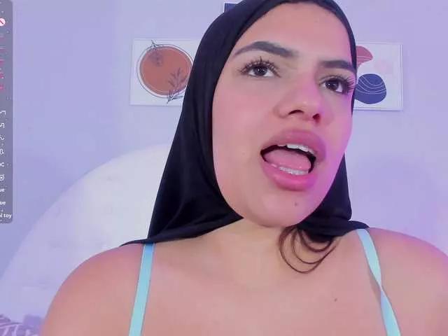 mhia-paris on BongaCams 