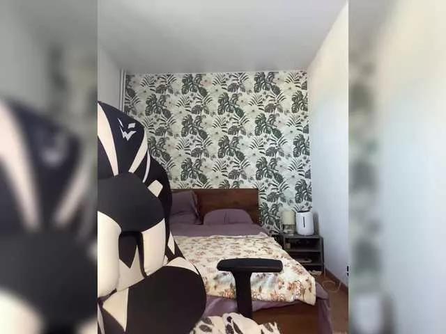 MilaLav on BongaCams 